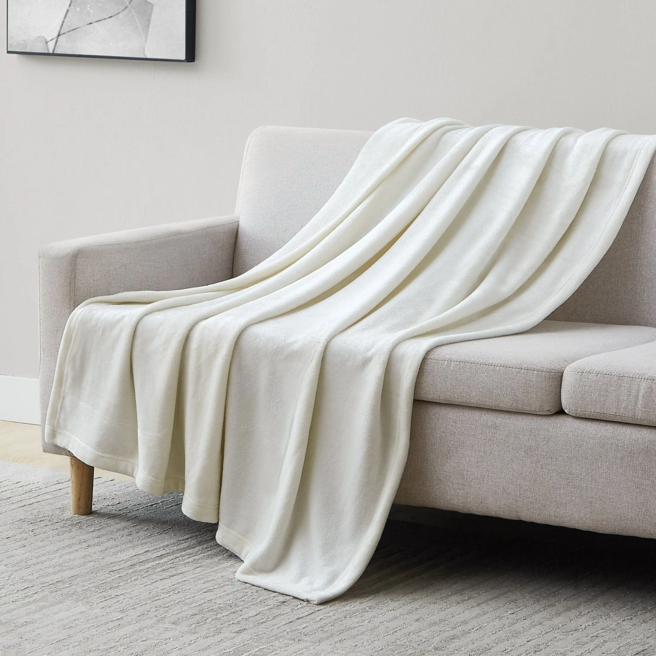 Microfleece Oversized Blankets and Throws