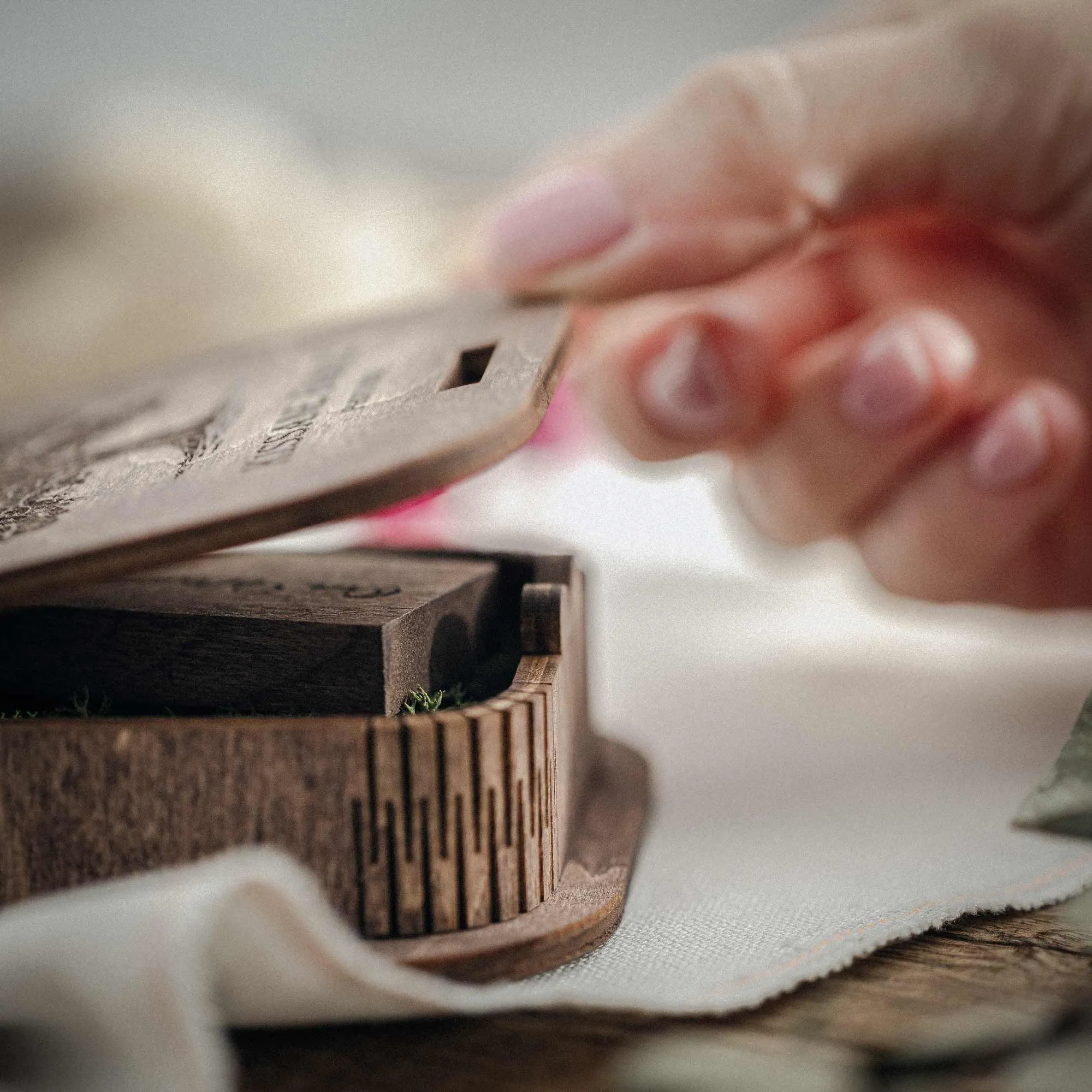 Personalized USB Box with Wooden Flash Drive (option) for Wedding Photographers